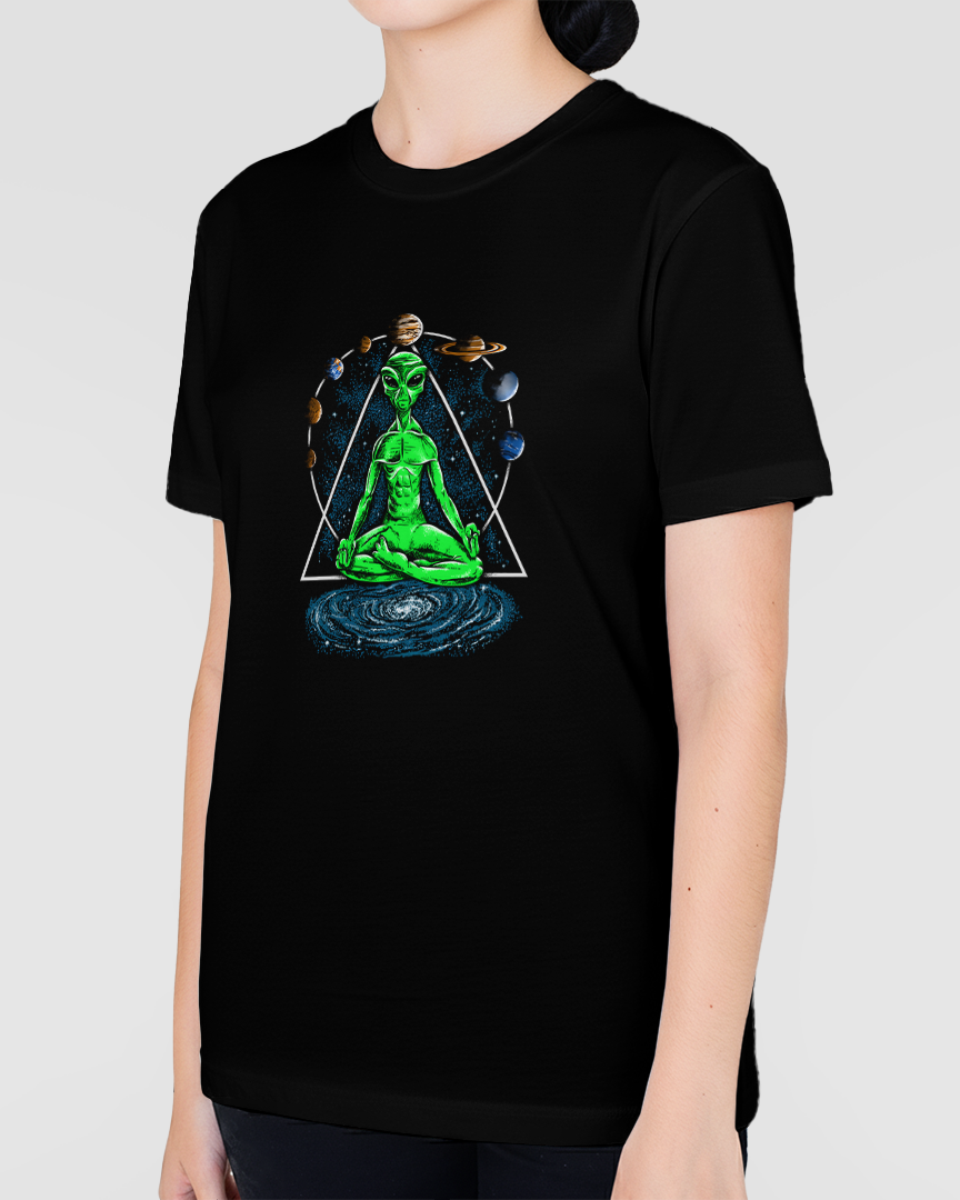 Camiseta Alien meditando Yoga Unissex