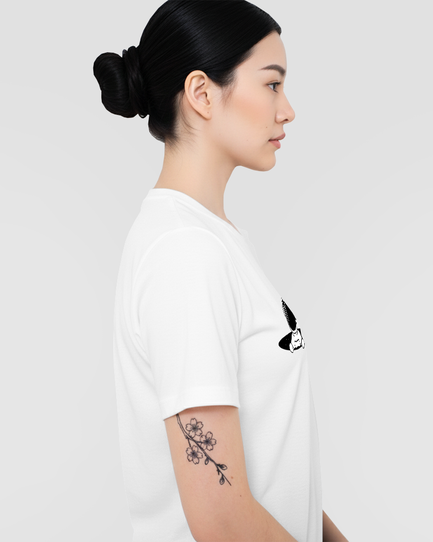 Camiseta Astronauta buraco negro Unissex